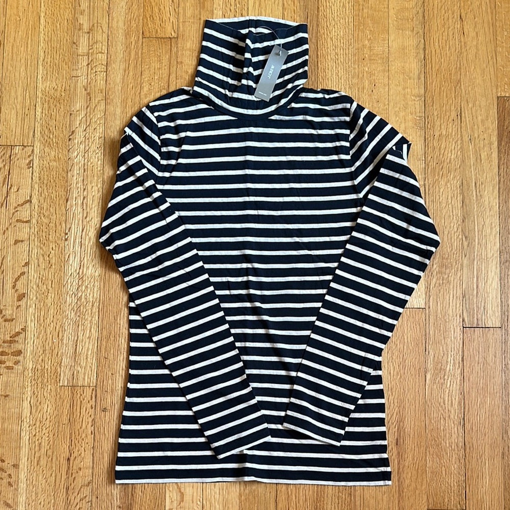 Striped Tissue Turtleneck Top